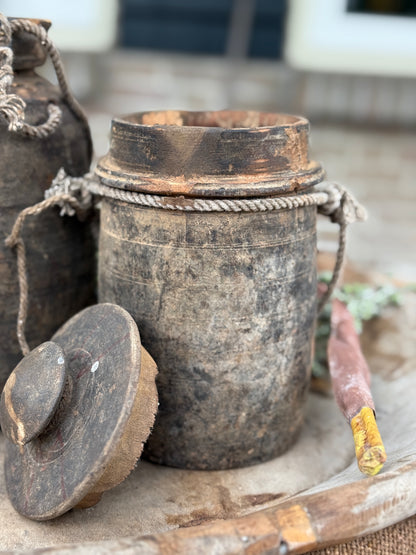 Old Nepalese Pot with Lid (1)