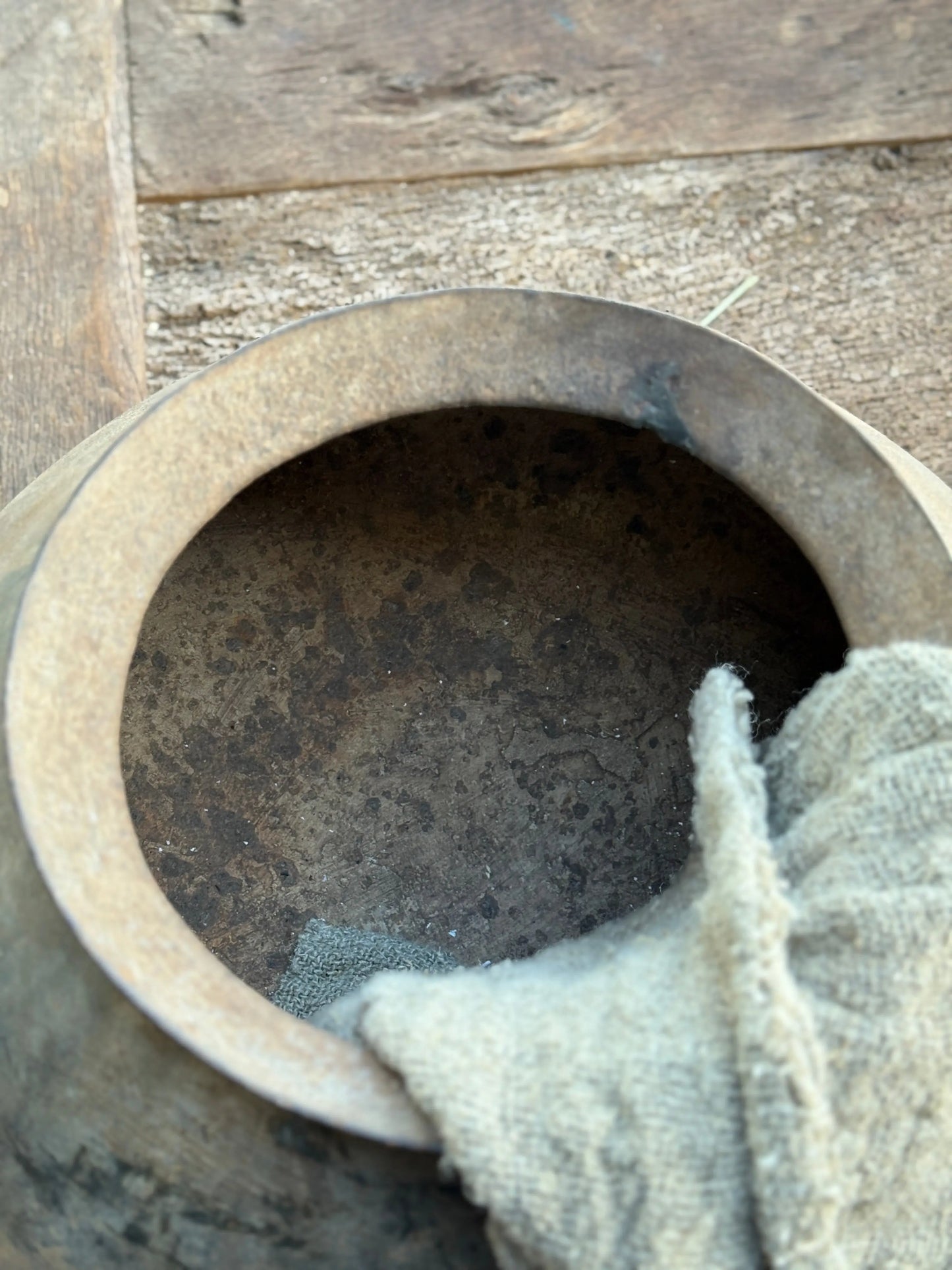 Old Metal Water Pot - Trapa Living (LH1)