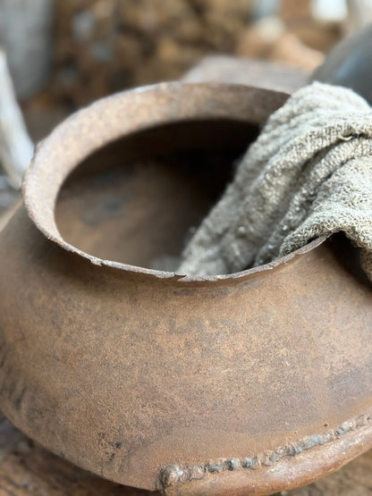 Oude Metalen Waterpot - Trapa Living (LH2)