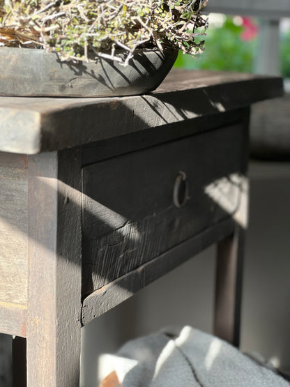 Driftwood side table with 1 drawer