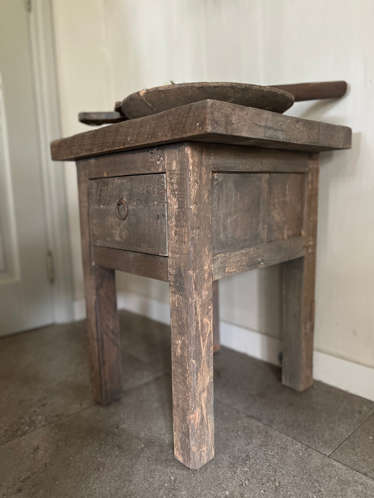 Driftwood side table, 1 drawer