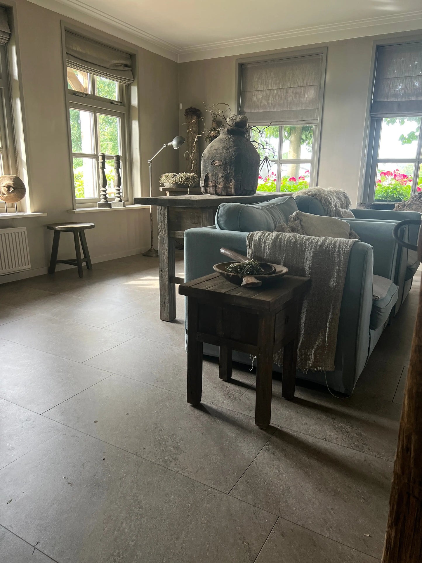 Driftwood Side Table with 1 drawer - Trapa Living