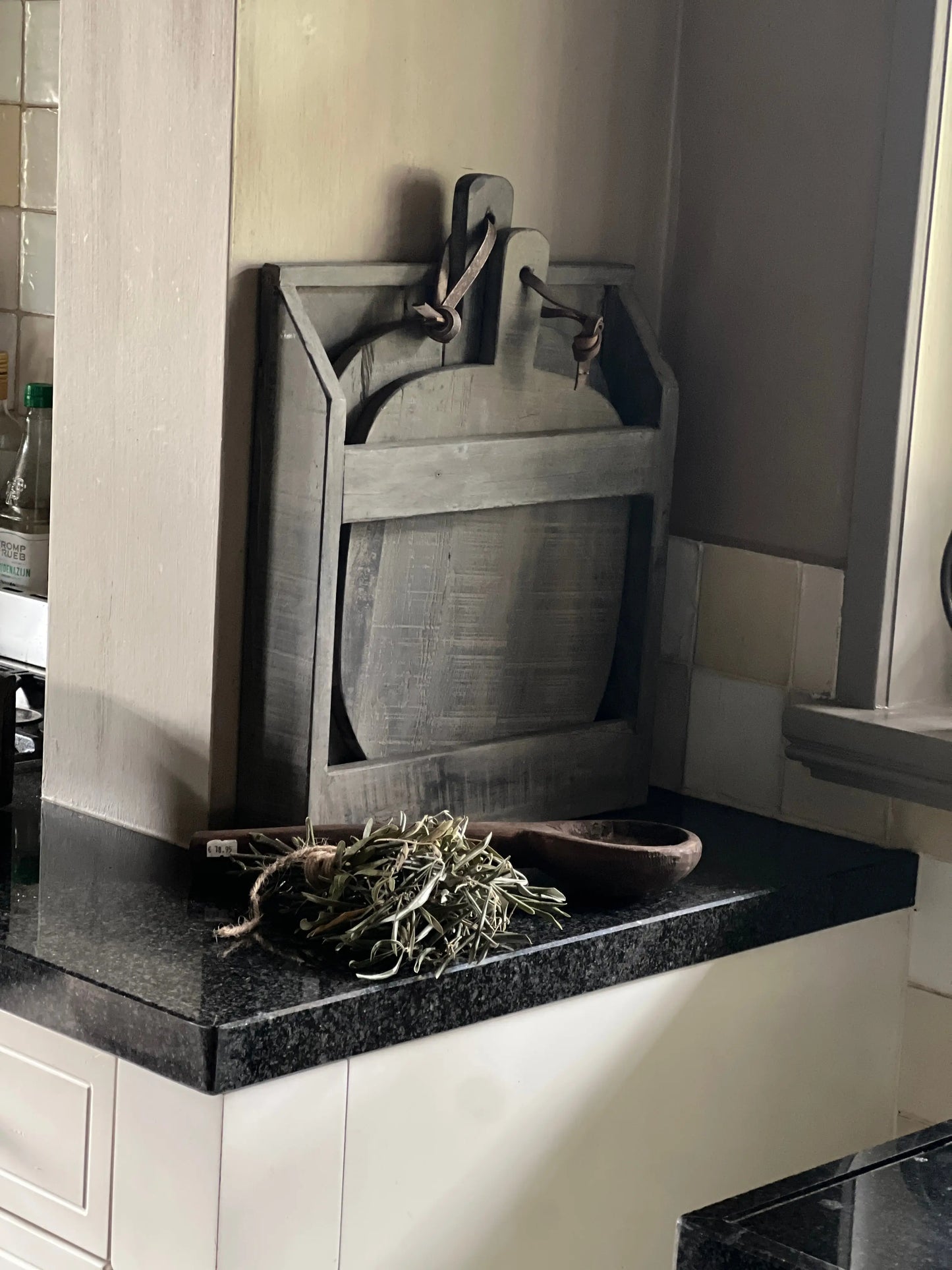 Chopping boards in holder grey wash - Trapa Living