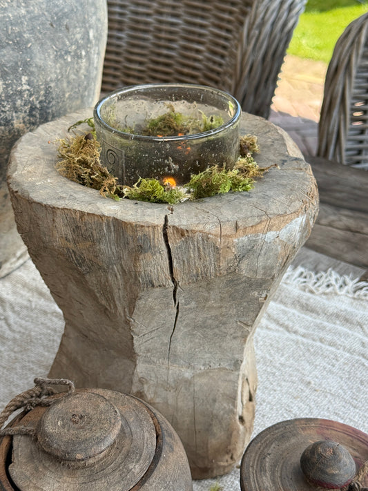 Oude Houten Vijzel – Trapa Living, (linker op de afbeelding.)