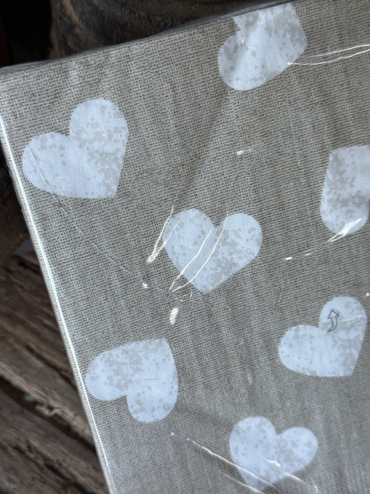 Paper Napkins with Hearts – 20 pieces – 17x17 cm