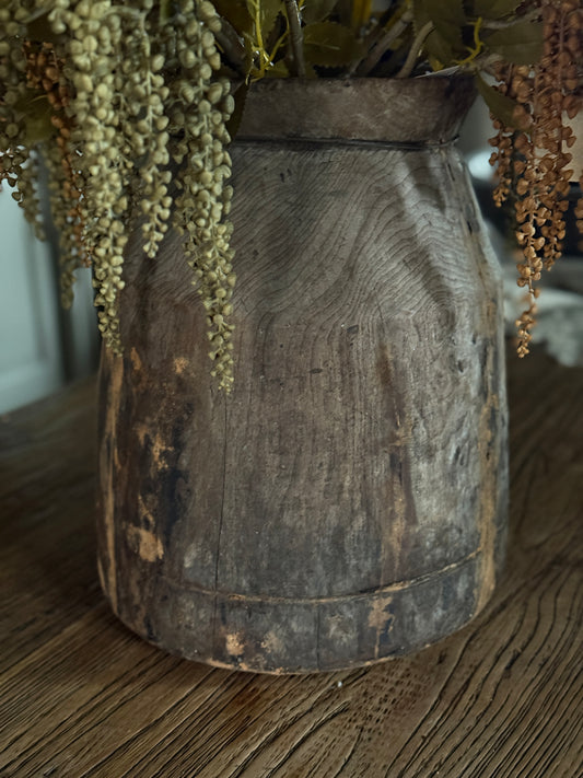 Old Nepalese pot (LH6)