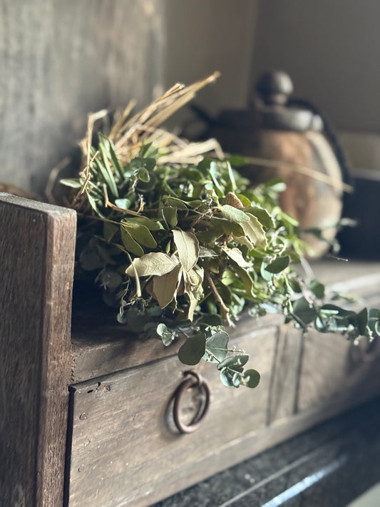 Driftwood grutters bin – 2 drawers and 1 compartment