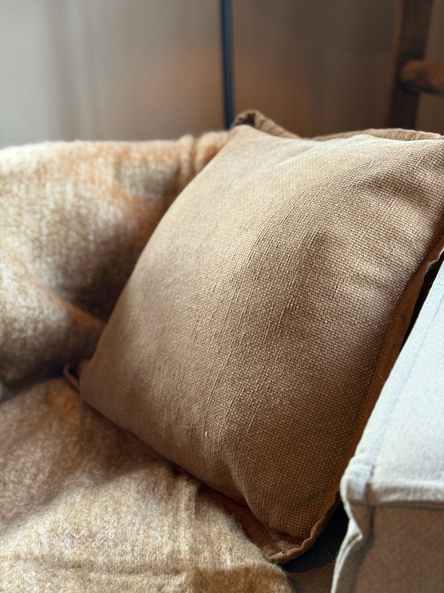 Cushion – 45x45 cm, tobacco brown