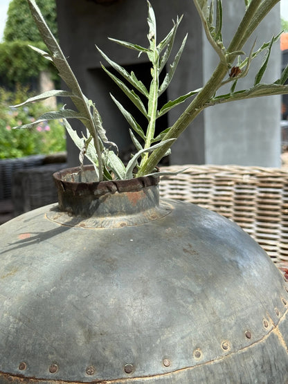 Oude Nagouri pot uit India