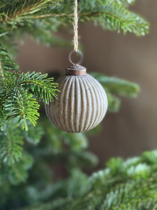 Kersthanger X-MAS Rond Ribbel- oud zilver