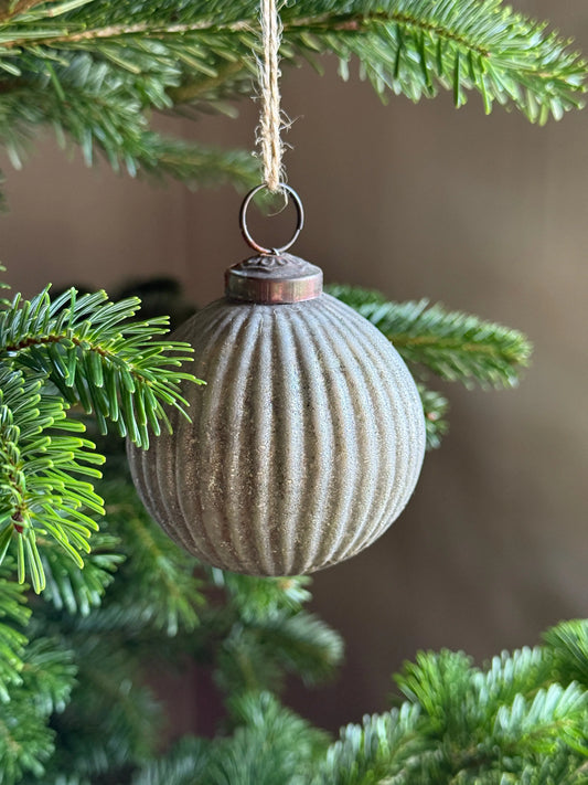 Weihnachtsanhänger X-MAS Rund gerippt - Altsilber