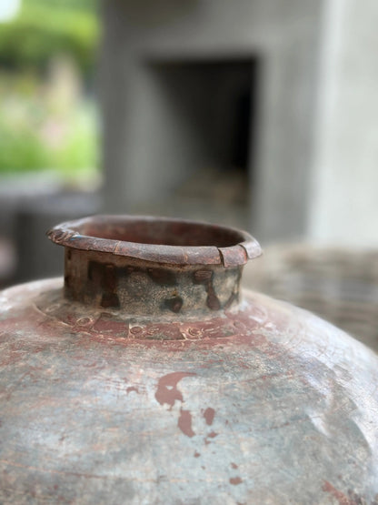 Oude Nagouri pot uit India- (LH3)