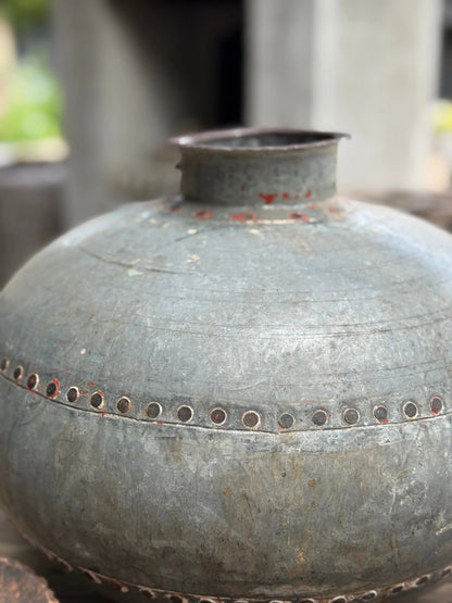 Oude Nagouri pot uit India (LH4)