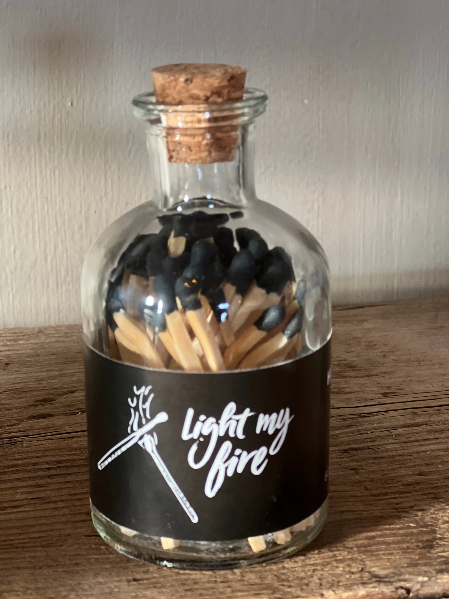 Streichhölzer in der Flasche