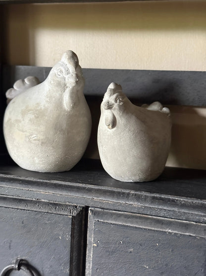Betonhuhn &amp; Hahn – Grau