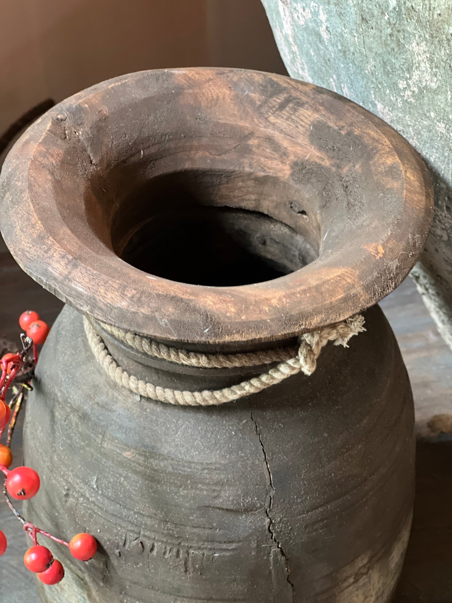 Nepalese pot (14b) 