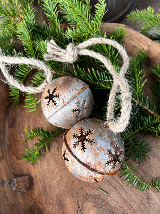 Weihnachtsglocken rund mit Stern, erhältlich in L, M und S
