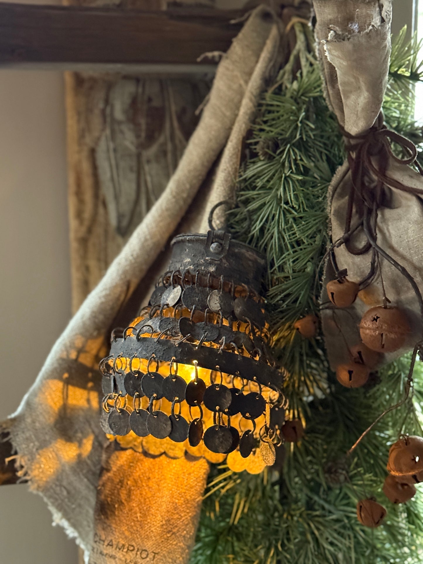 Hanging lamp Rusty coins (059)