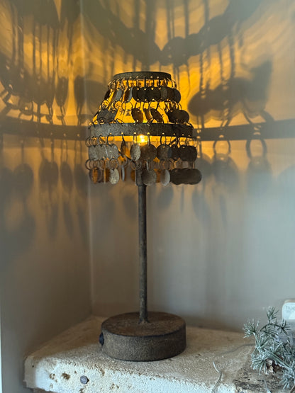Rusty coin table lamp (061)