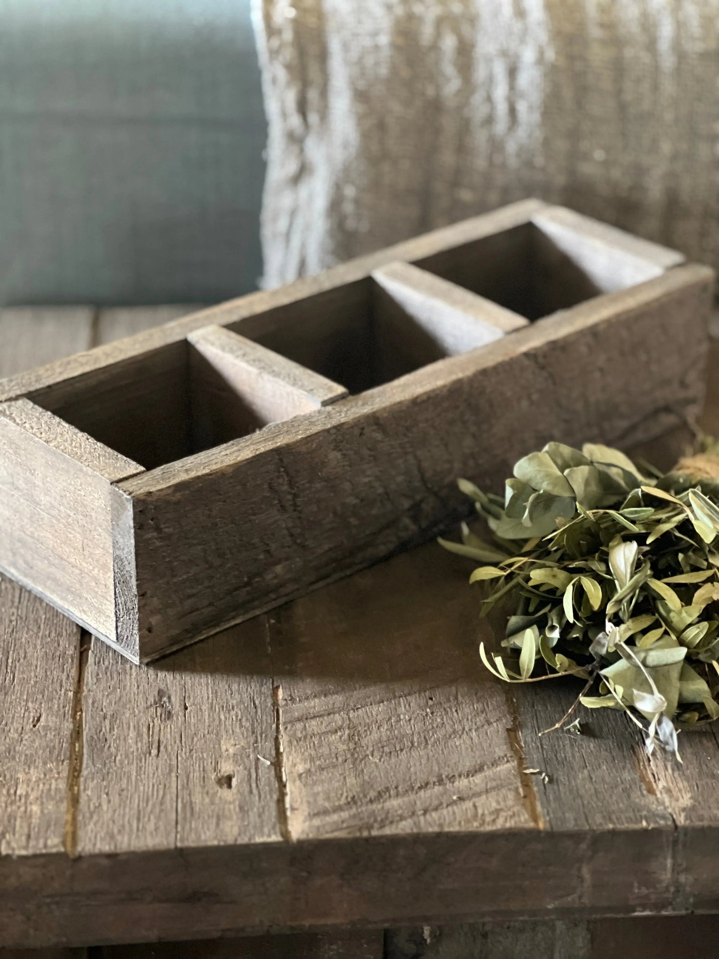 Wooden box, 3 compartments