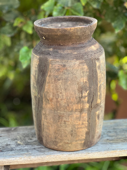 Old Nepalese pot (3)