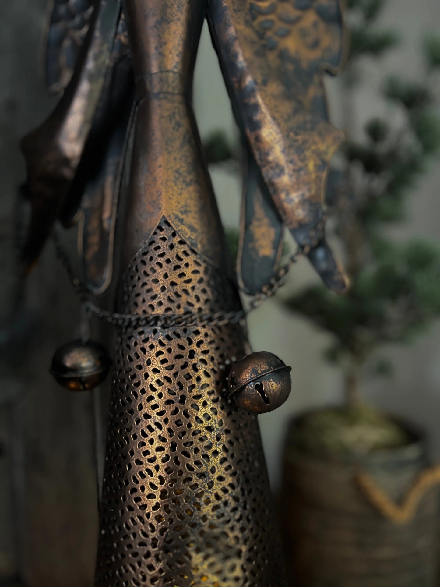 Angel with bells, Copper/black Available in M and L
