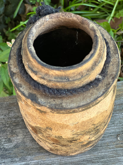 Old Nepalese pot (10)