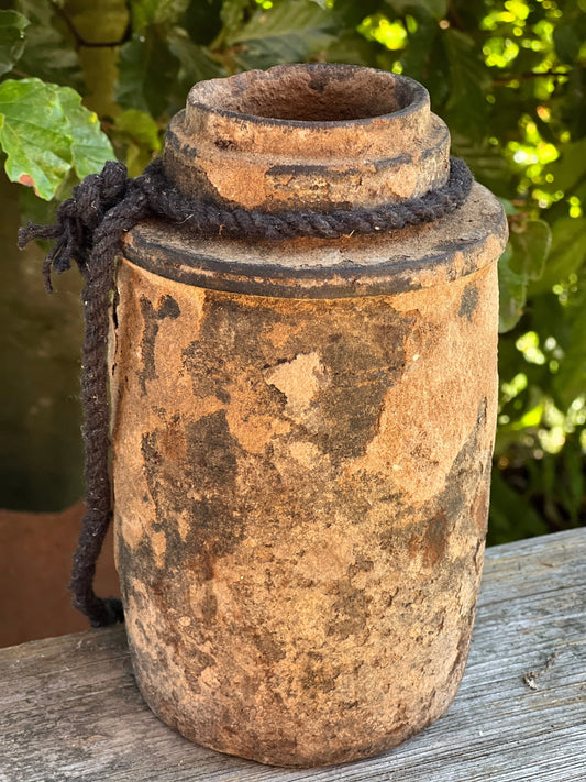 Oude nepalese pot (10)