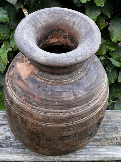 Oude bolle nepalese pot (13F)
