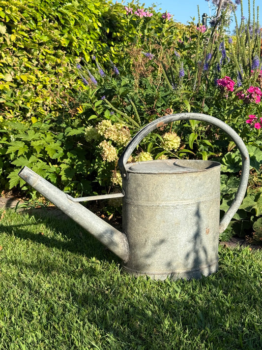 Oude gieter – nostalgische uitstraling