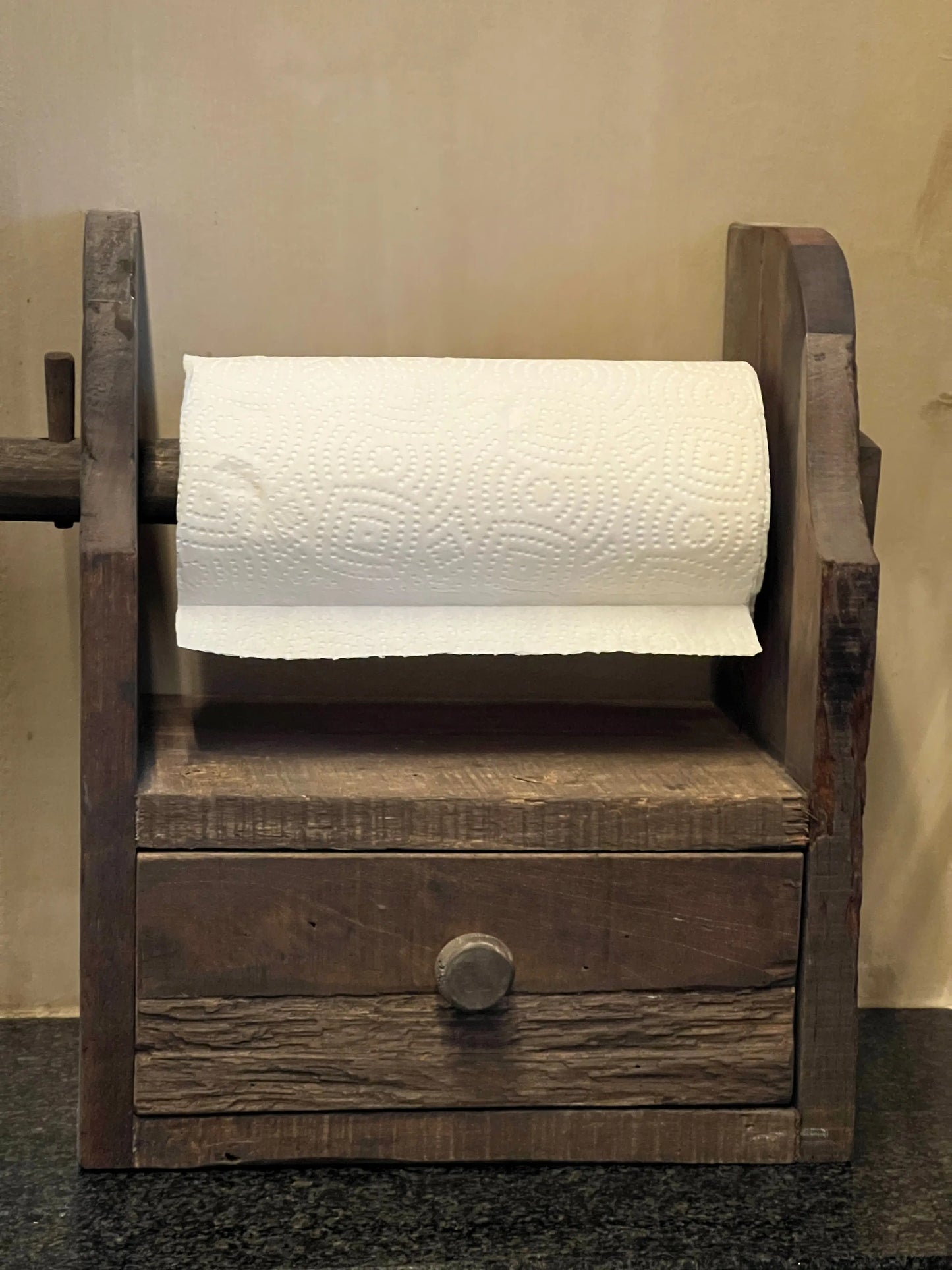 Küchenrollenhalter mit Schublade – Trapa Living