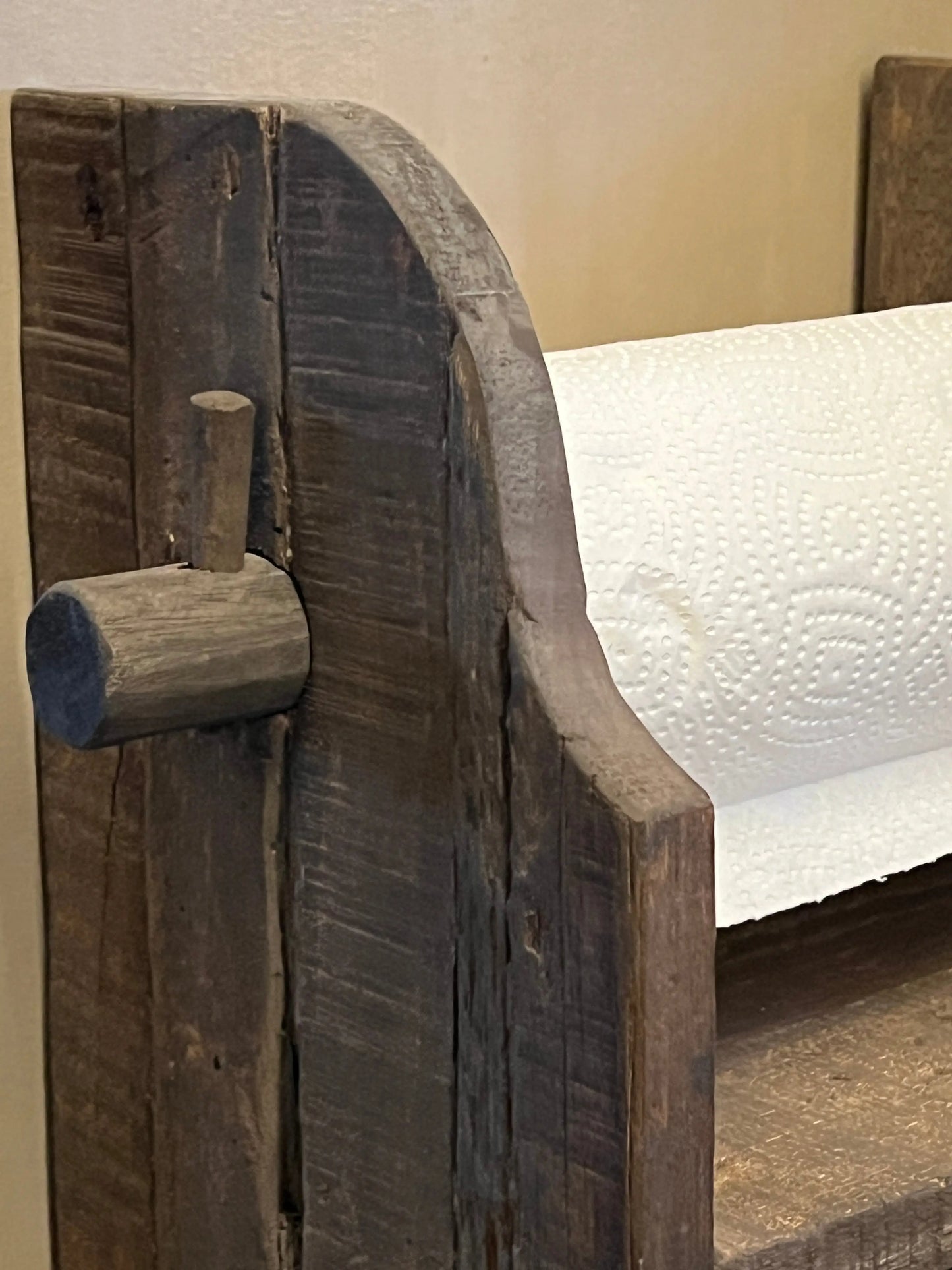 Küchenrollenhalter mit Schublade – Trapa Living