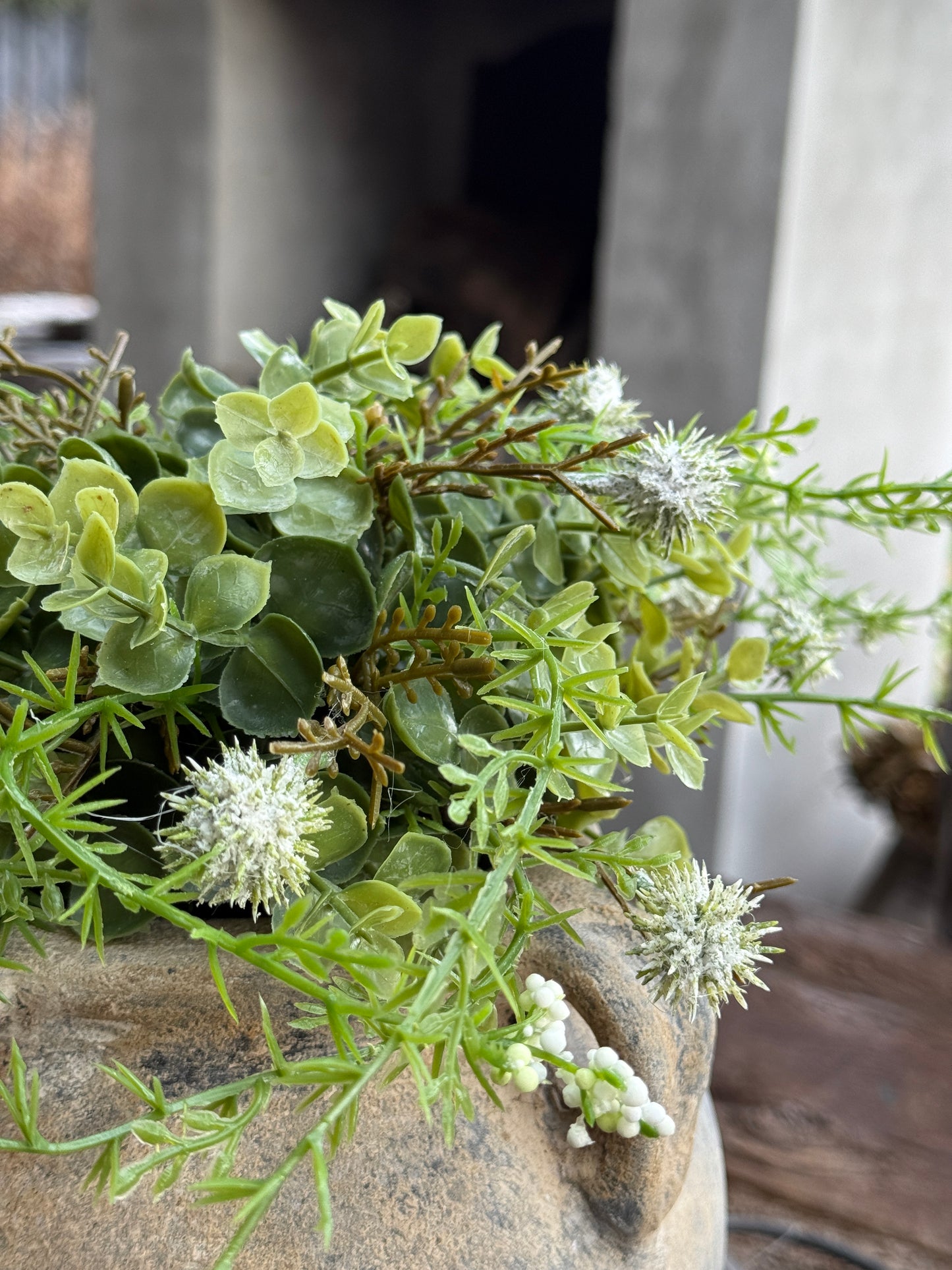 Kunst plantje Echinops/Eucalyptus Wit