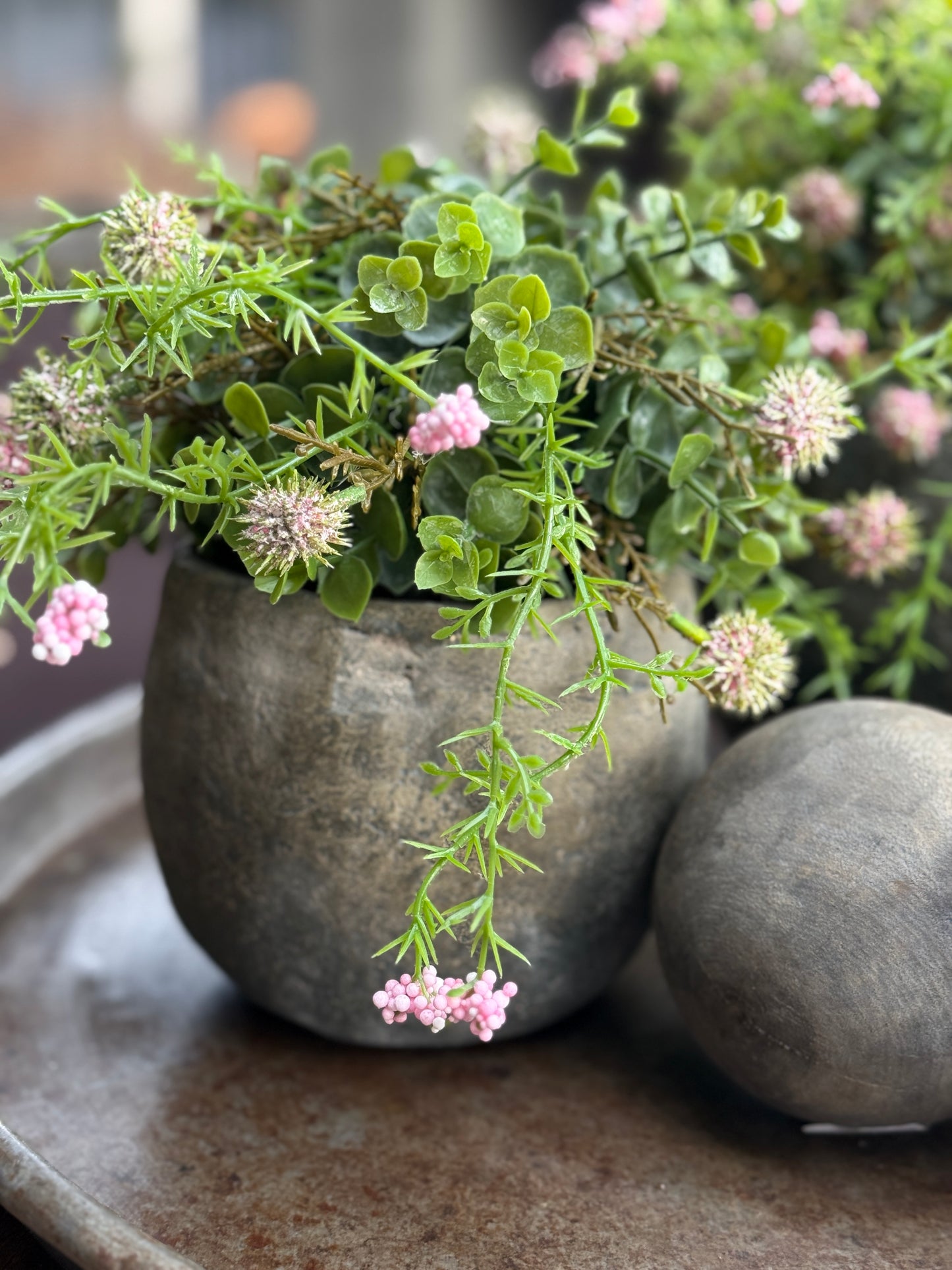 Concrete pots, available in 2 sizes