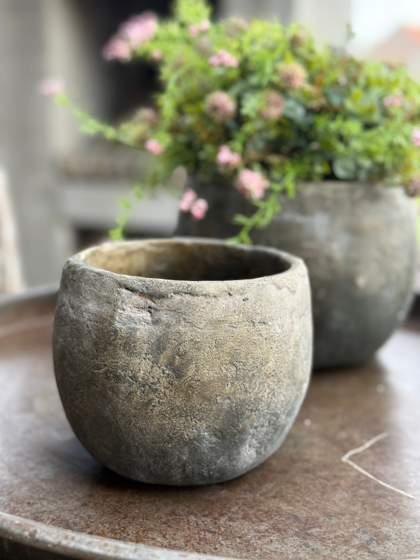 Concrete pots, available in 2 sizes