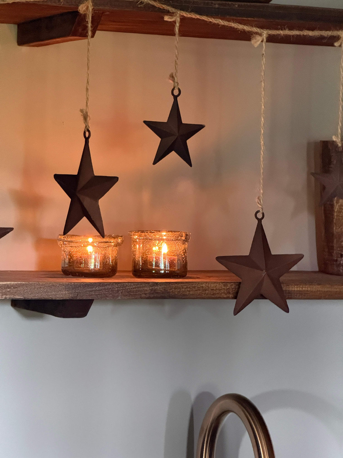 Kerstslinger met roestkleurige sterren- 150 cm.