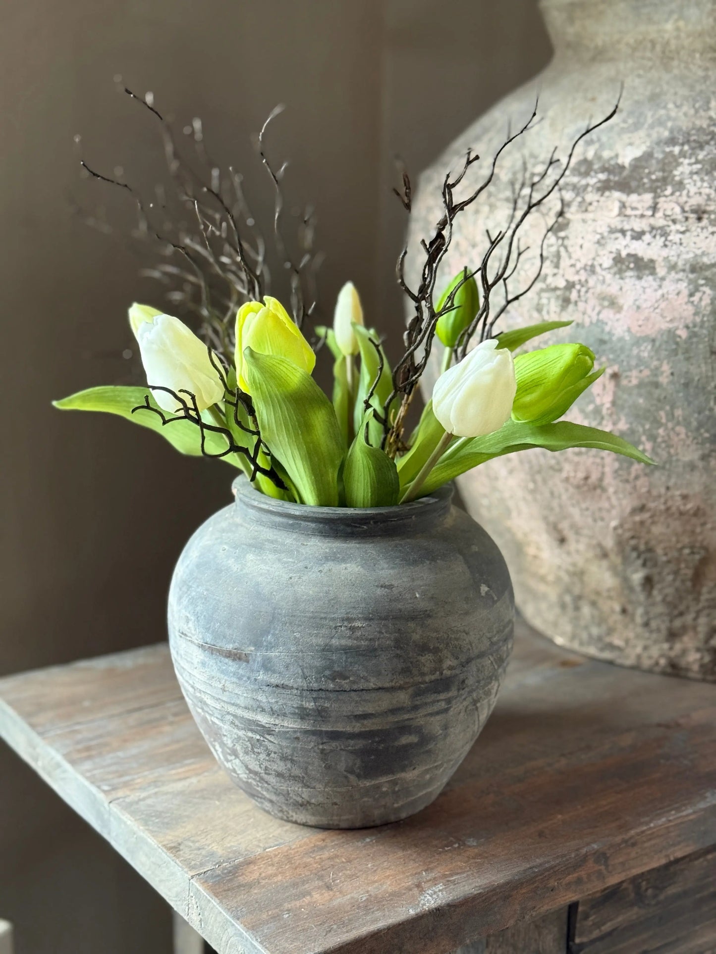 Strauß mit 7 Tulpen, 31 cm, weiß.