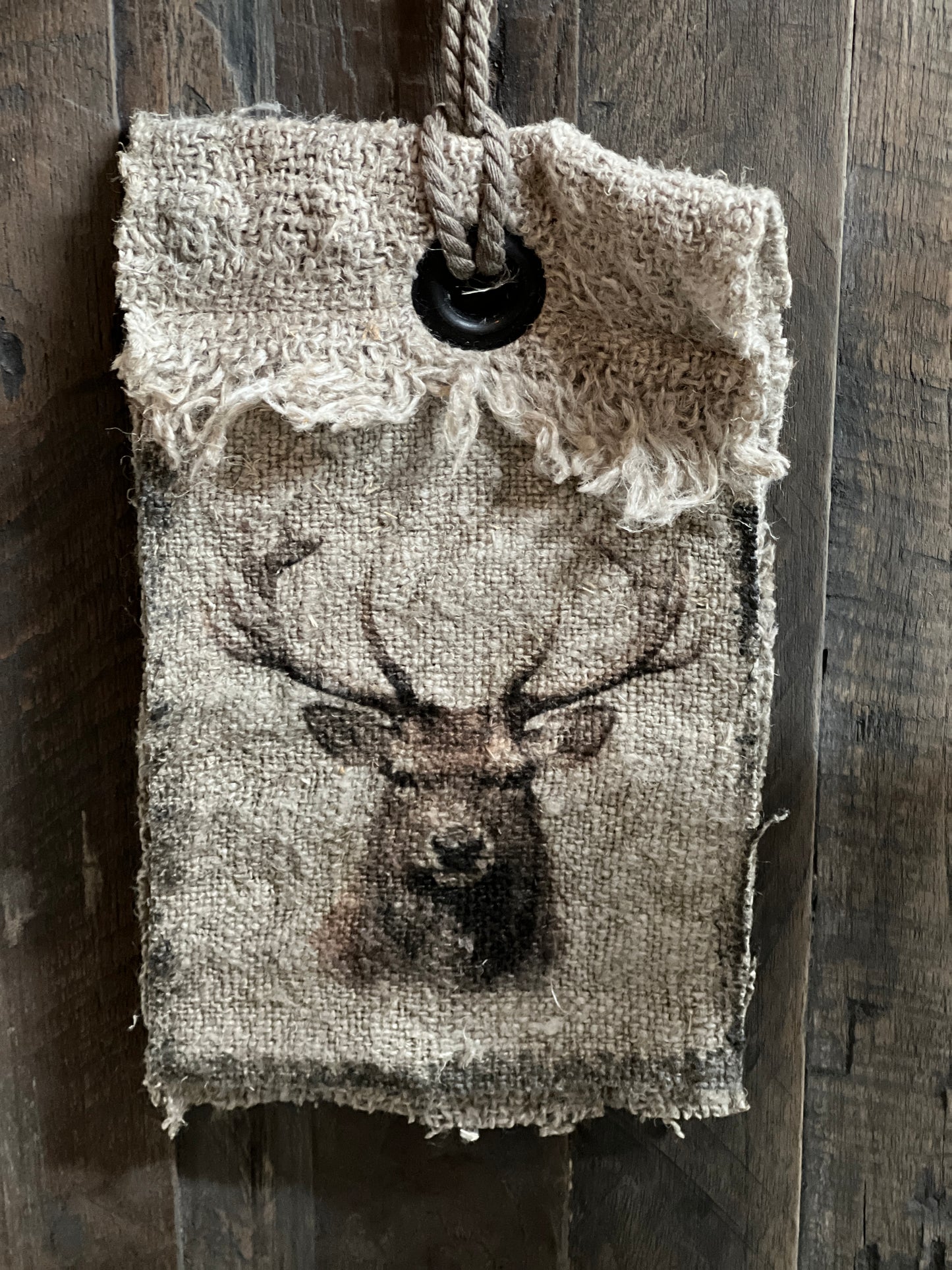 Shabby Label Deer