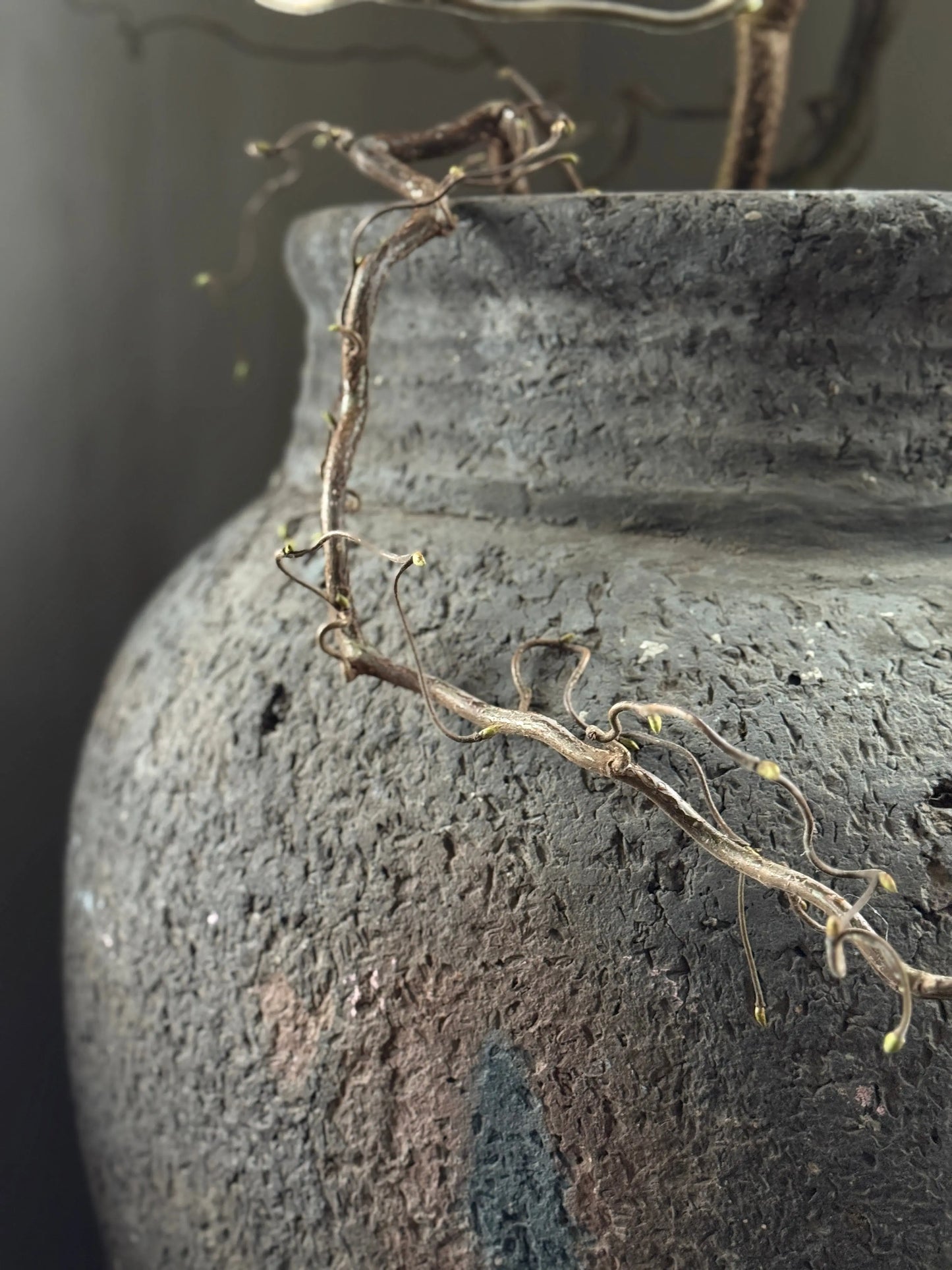 Authentic water jug ​​(H)