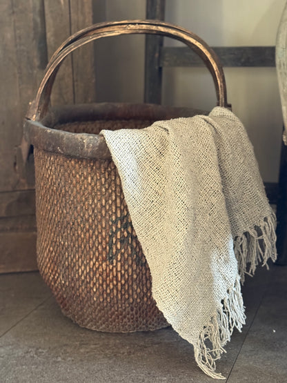 Authentieke Chinese mand met hengsel