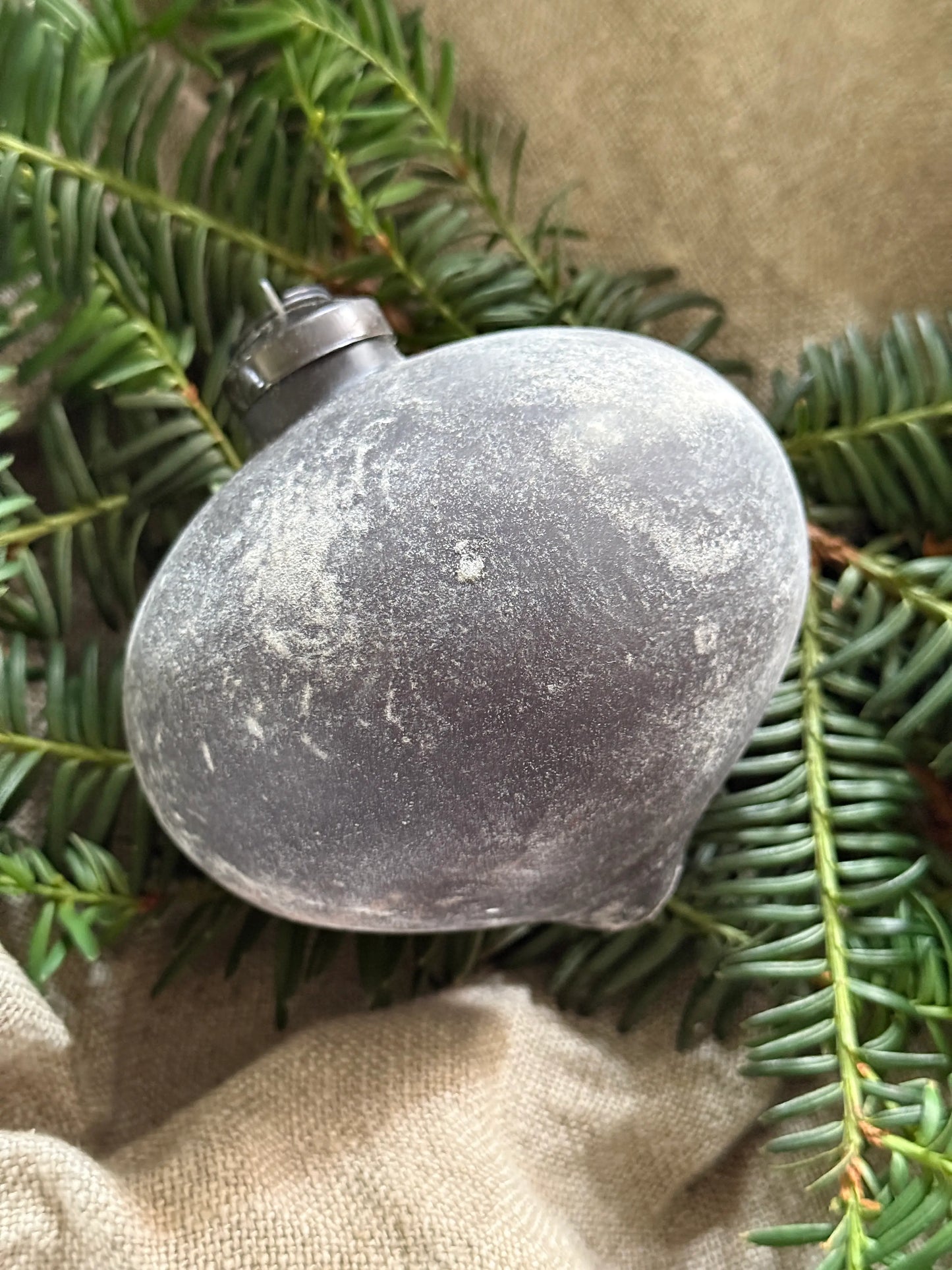 Kersthanger druppel Old Grey