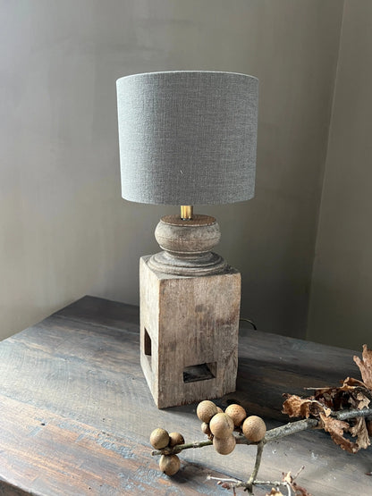 Tischlampe alter Treppengeländer, Aura Peeperkorn (03)