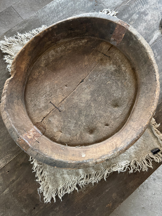 Oude houten schaal uit India (LH11B)