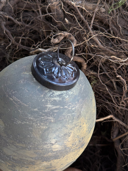 Groot Ei,  mat goud/groen