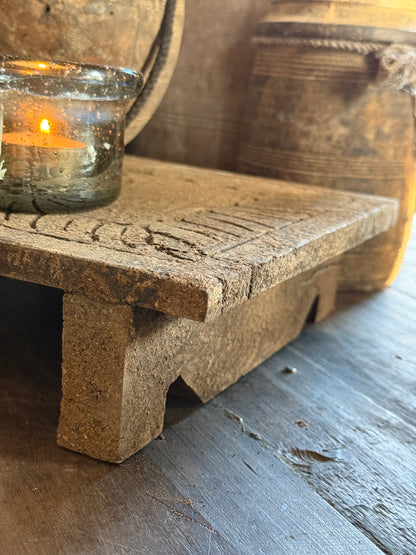 Oude Bajot Plank met Houtsnijwerk (LH02)