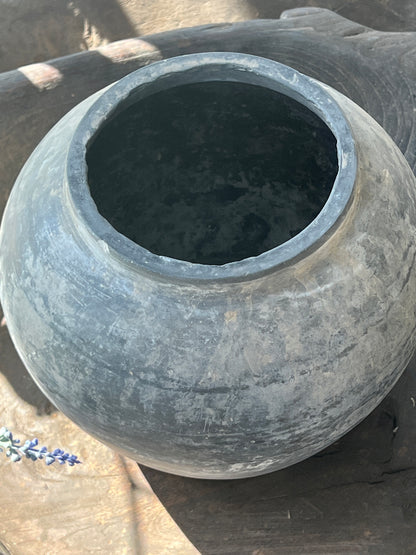 Chinese pot (11A), Aura Peeperkorn
