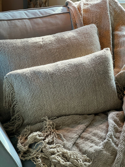 Cushion Lynn 30x50 cm., Aura Peeperkorn