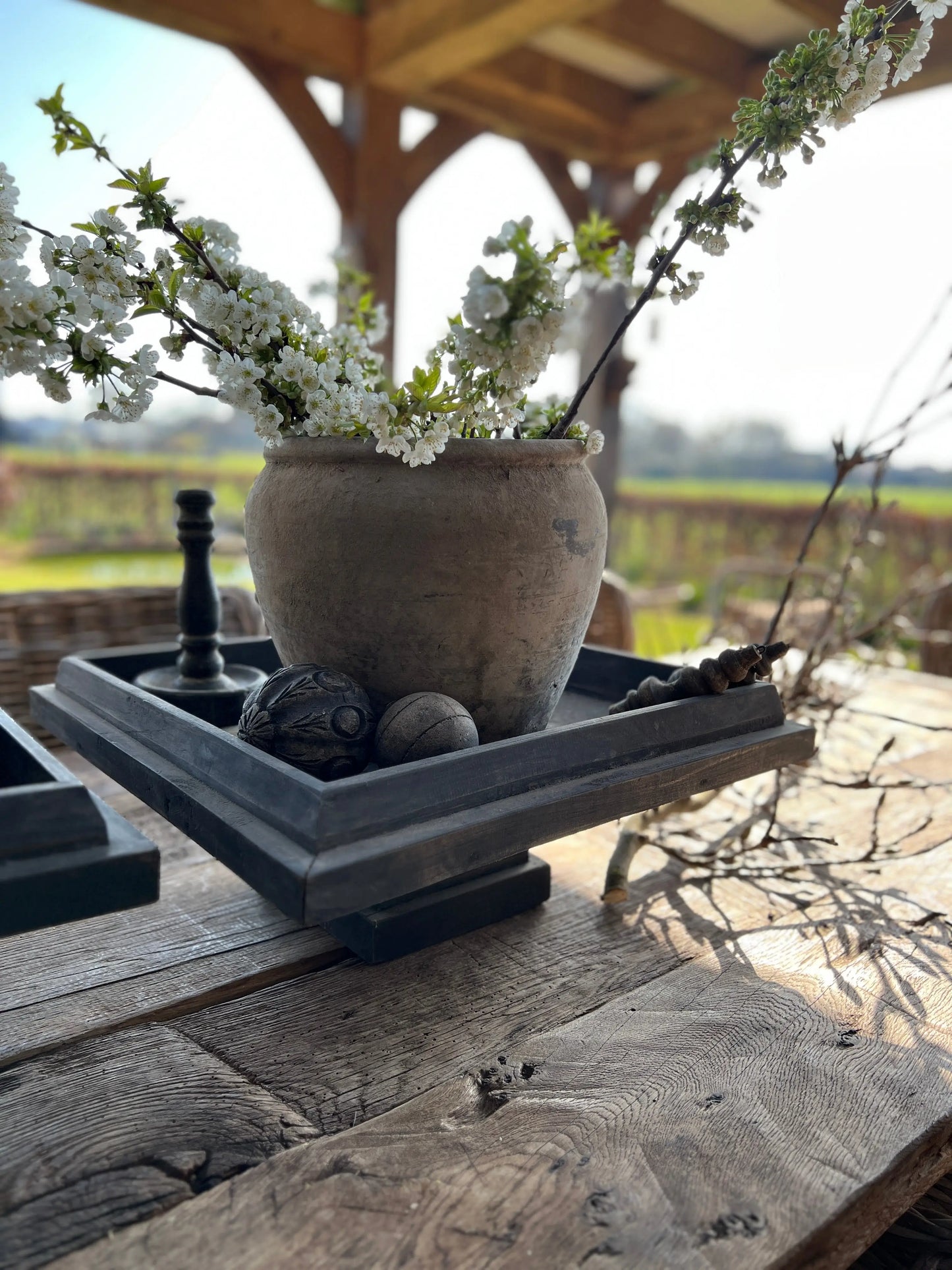 Footed tray, 50x50 cm. - Trapa Living