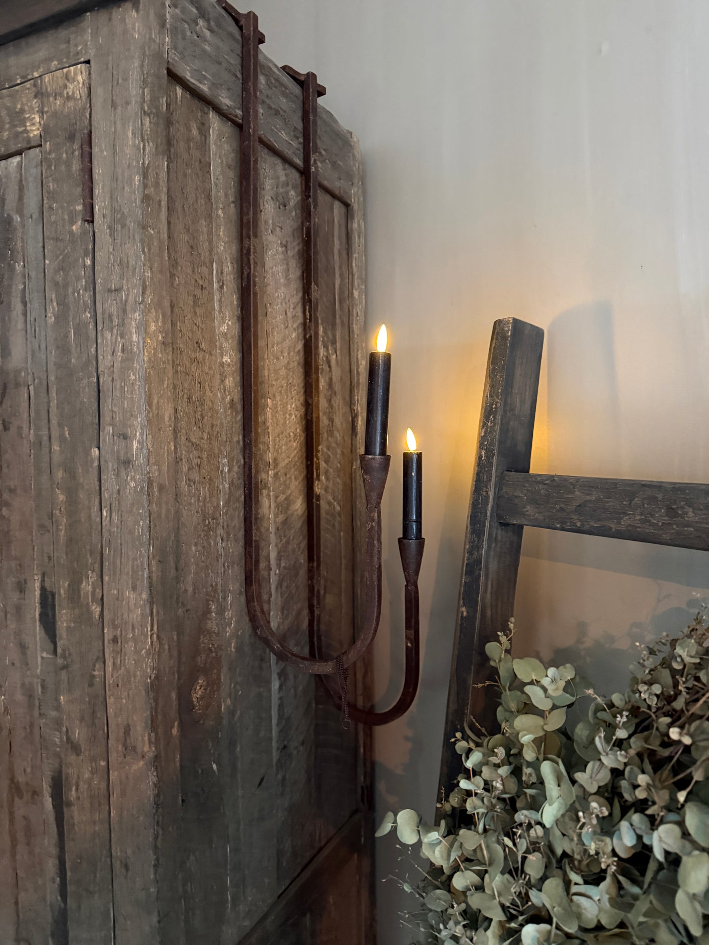 Luikhanger voor dinerkaars  Aura Peeperkorn Verkrijgbaar in 2 maten