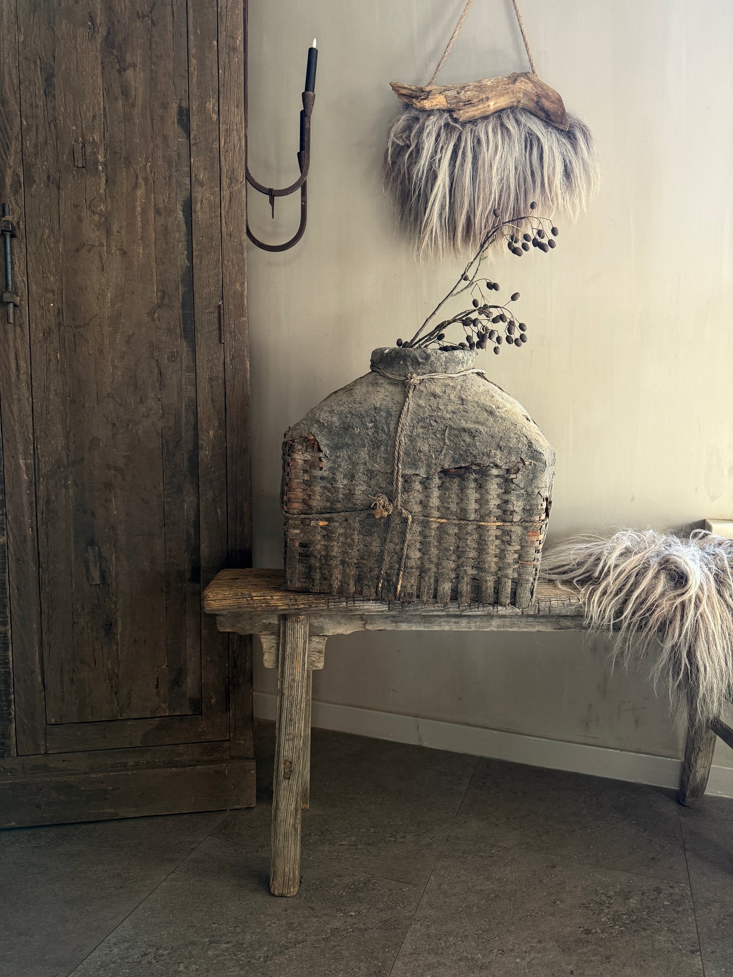 Authentic Clay Basket with Wire Bound XXL (12)